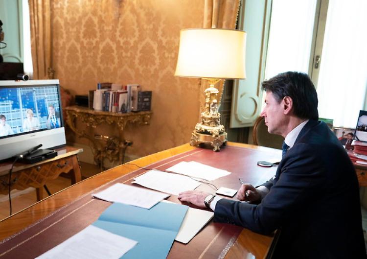 Coronavirus, l'Italia rifiuta la bozza d'intesa del Consiglio Ue