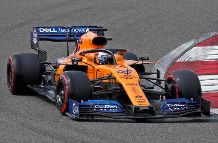 F1: McLaren taglia gli stipendi ai piloti
