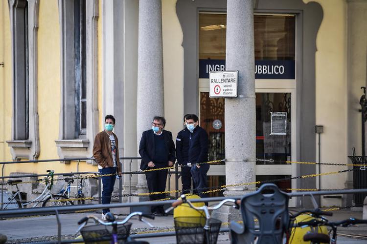 Coronavirus, in Lombardia indagati i vertici delle Rsa infette