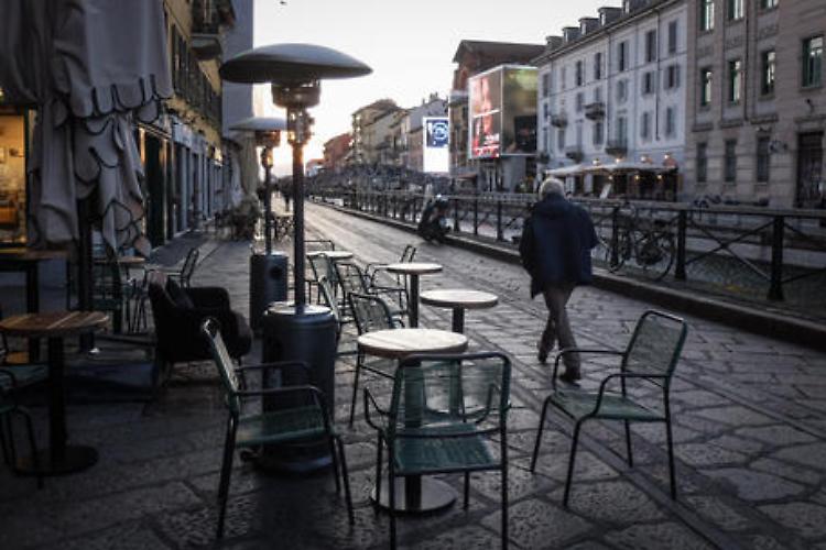 Apertura dei ristoranti fino alle 22, sei d'accordo?