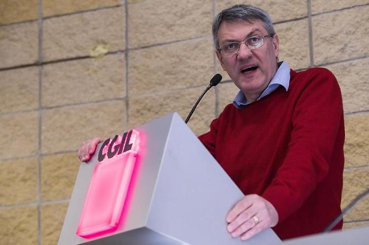 Primo maggio senza piazze. Landini: 'E' il momento della responsabilità'. 