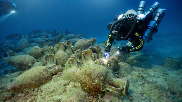 Relitto epoca romana individuato in mare Ustica