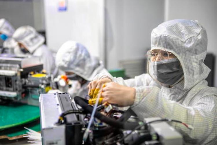 Coronavirus: positivo a festa, 70 in isolamento, 5 positivi