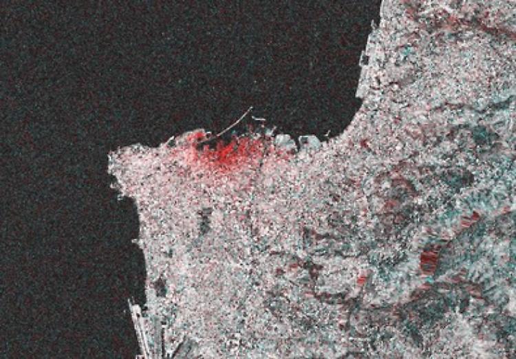 Beirut, danni su 4 chilometri quadrati fotografati dallo spazio