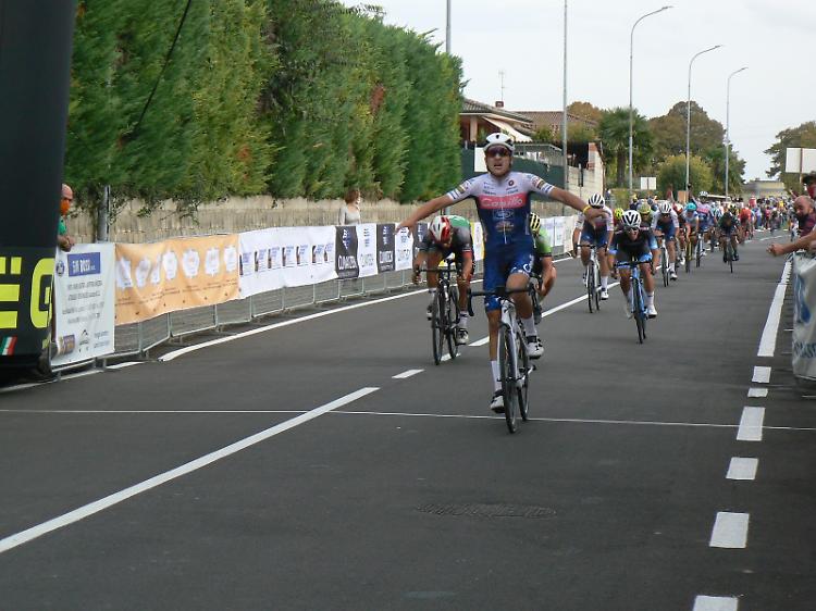 Zurlo trionfa al Gran Premio di Calvatone