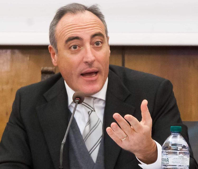 Covid: Gallera, medici chiamati a eseguire test rapidi