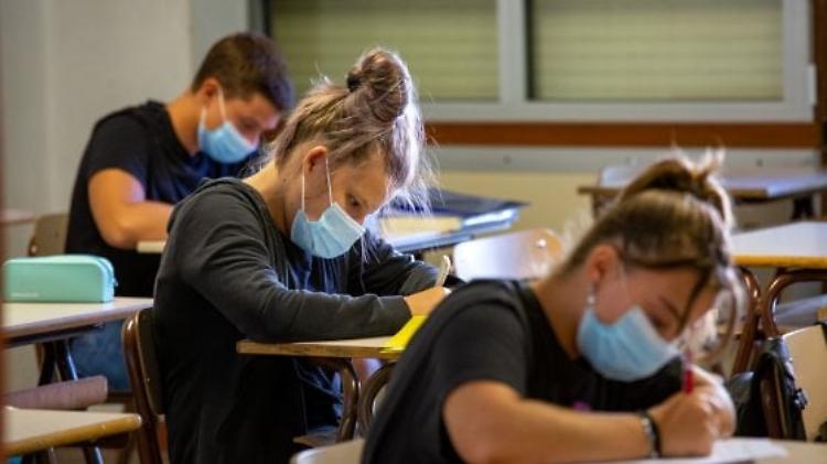 Scuola: da Lombardia dote materiale didattico a oltre 145mila