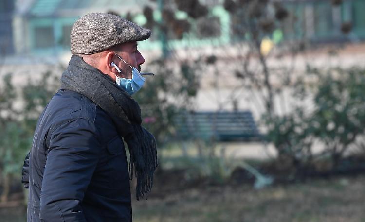 Milano diventa smooking free: stop al fumo in parchi e stadi