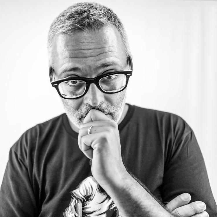 Stasera la commedia-rap "Yves" in streaming con Frankie hi-nrg mc