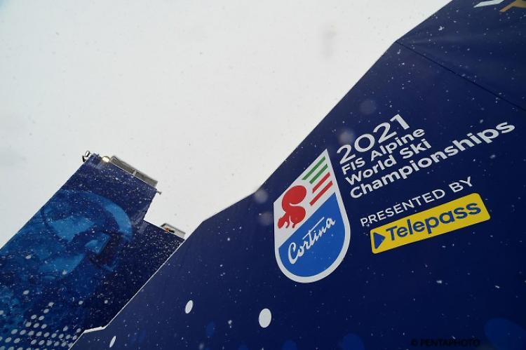 Sci, Mondiali Cortina: salta la combinata