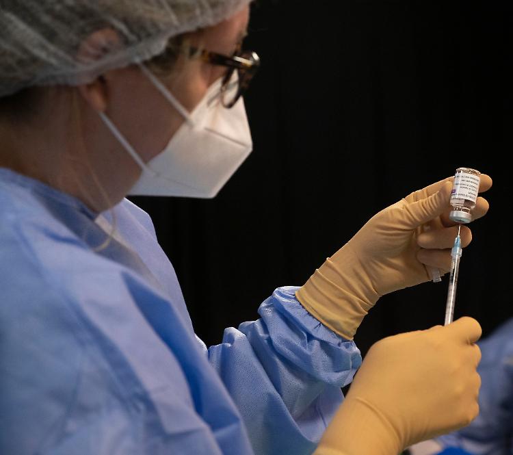 Anche Crema  accelera: obiettivo 500 dosi al giorno