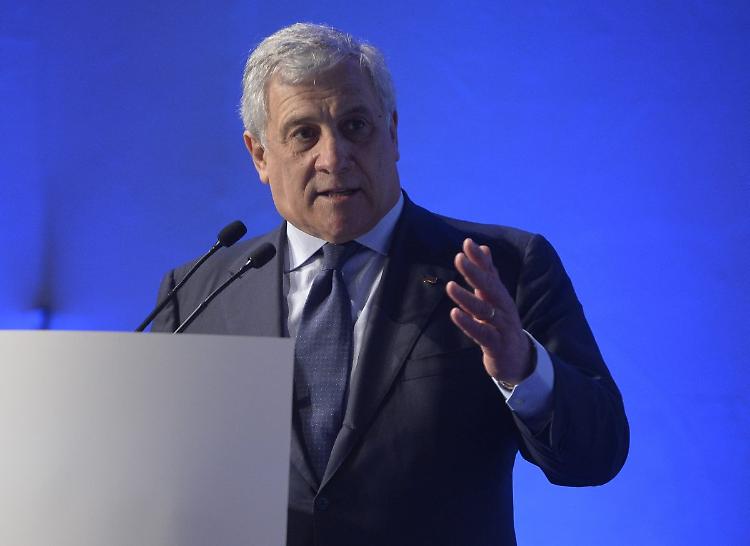 Centrodestra, Tajani "Leali con i nostri alleati, non sottomessi"