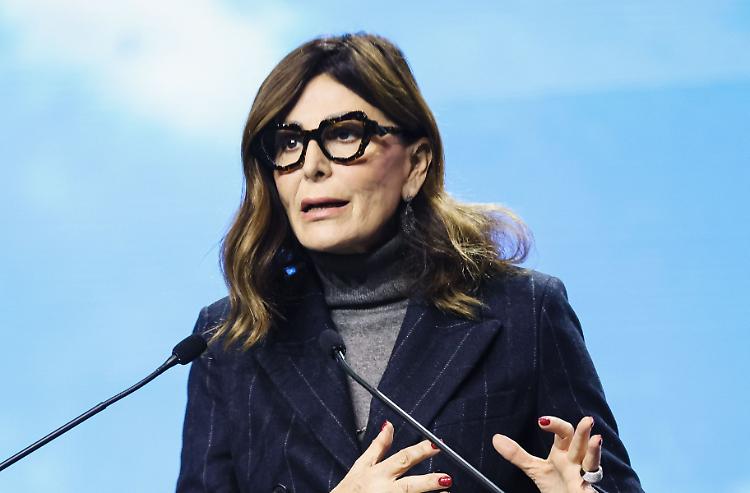 Santanch&eacute; "Sono tranquilla e vado avanti, lascio se me lo chiede Meloni"