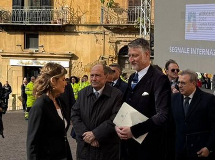 Giuli "Agrigento pu&ograve; diventare il cardine della rinascita"