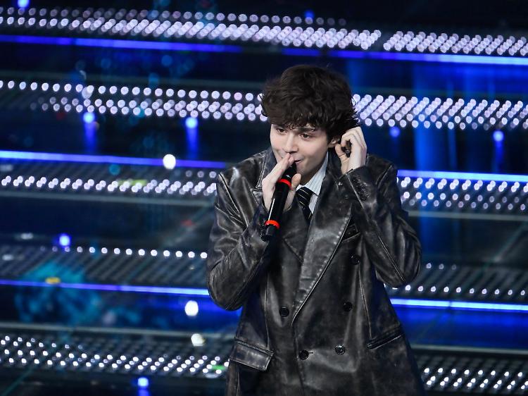 Sanremo, Settembre vince Nuove Proposte. Duran Duran infiammano Ariston