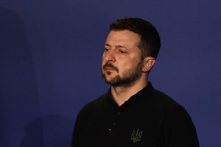 Ucraina, Zelensky "Grazie Usa, lavoriamo a pace giusta e duratura"