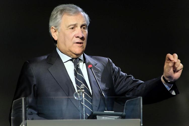 Ucraina, Tajani "Necessario coinvolgere Kiev e Ue nei negoziati"