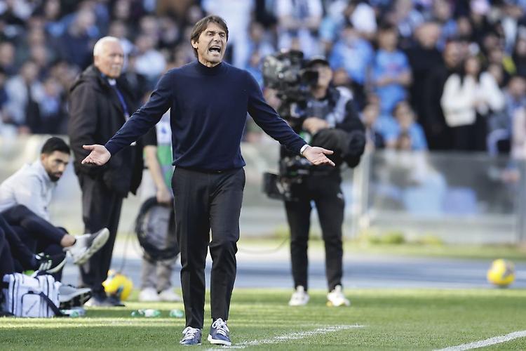 Conte "Guardiamo a noi stessi, col Venezia una finale mondiale"