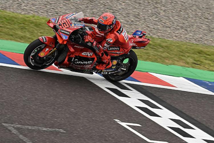 Marc Marquez brilla nel venerd&igrave; di Austin, top five tutta Ducati