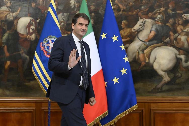 Ue, Fitto "Fondi coesione non per acquisto armi"