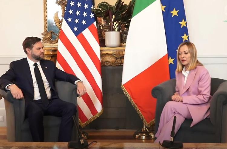 Meloni "Rafforzare cooperazione con gli Usa, rapporto privilegiato"