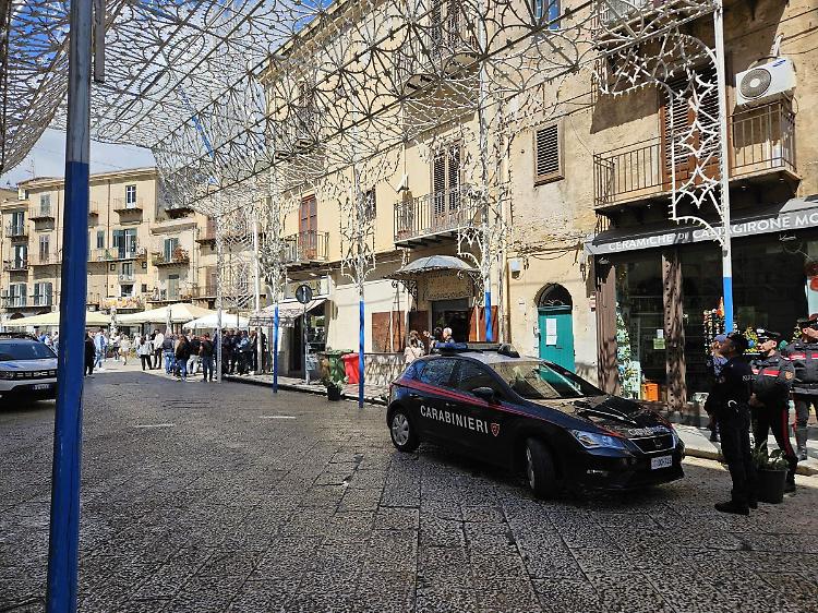 Sparatoria nel Palermitano, tre morti e due feriti