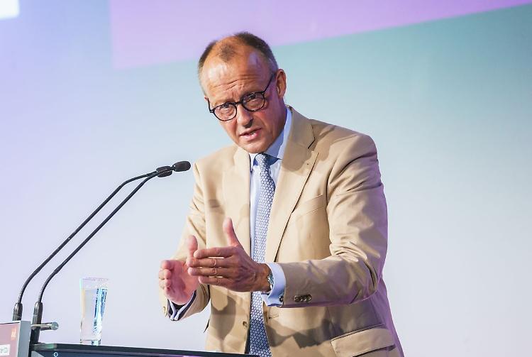 Merz non raggiunge maggioranza nel Bundestag per diventare cancelliere