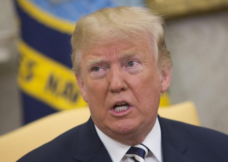 Trump "Non disponibile a ritirare dazi del 145% alla Cina"