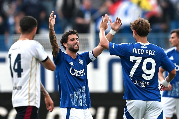 Il Como non si ferma pi&ugrave;, 6&deg; successo di fila e Cagliari ko