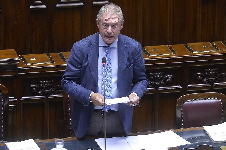 Dazi, Urso "Nostra bussola &egrave; unire, Ue sia coesa per il negoziato"