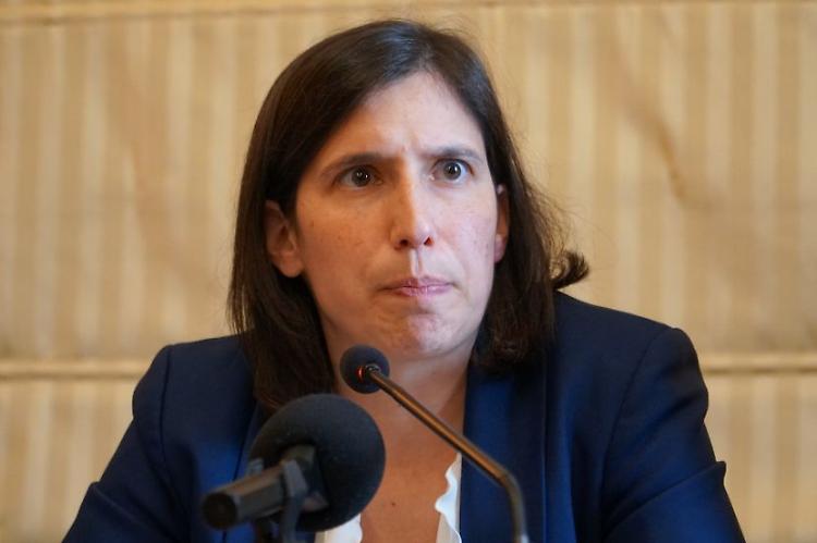 Schlein a Meloni "Facciamo una legge insieme sul femminicidio"