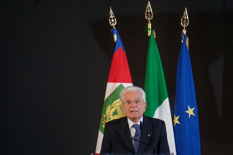 2 Giugno, Mattarella "Italia contro ogni aggressione e prevaricazione"