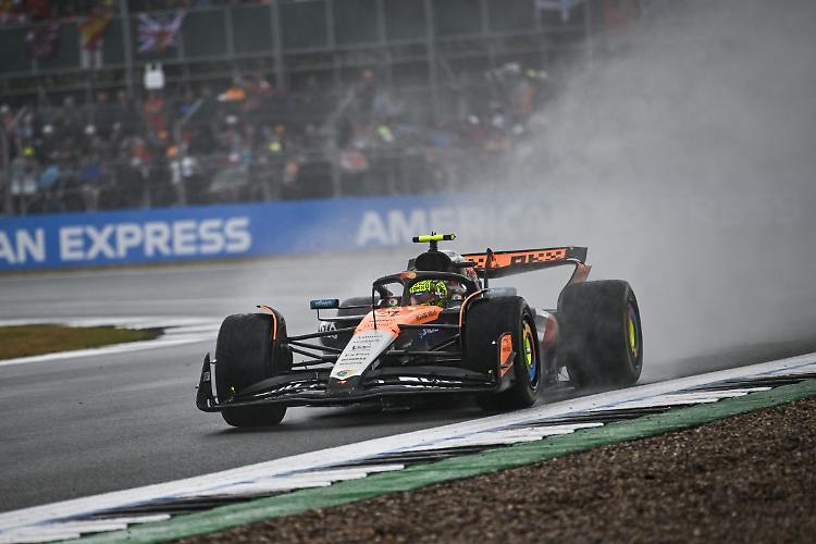 Doppietta McLaren a Silverstone: vince Norris, Hamilton &egrave; quarto
