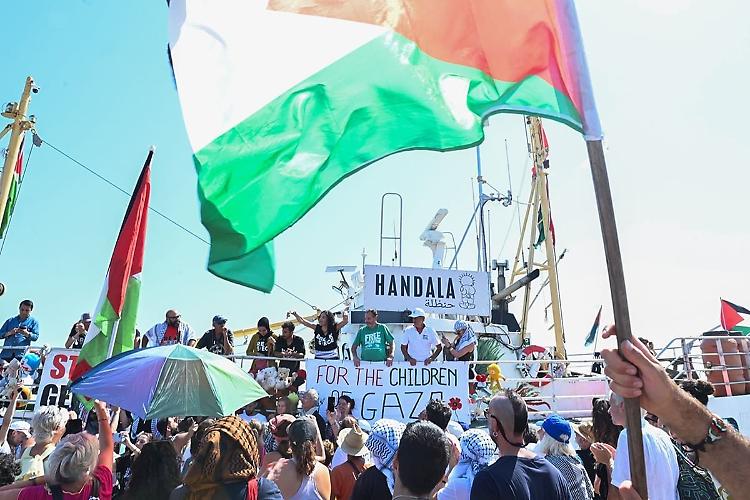 Nave di attivisti sequestrata da esercito israeliano, interviene Tajani