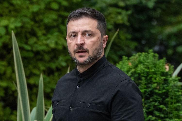 Zelensky "Luned&igrave; vedr&ograve; Trump, ok incontro trilaterale"