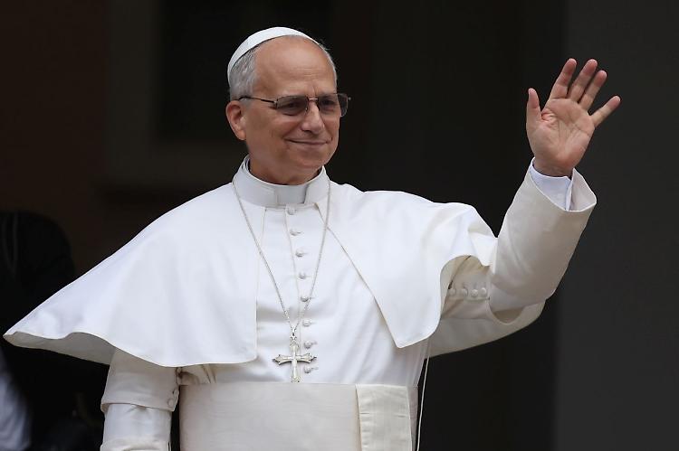 Papa "Vadano a buon fine le trattative per fare cessare le guerre"