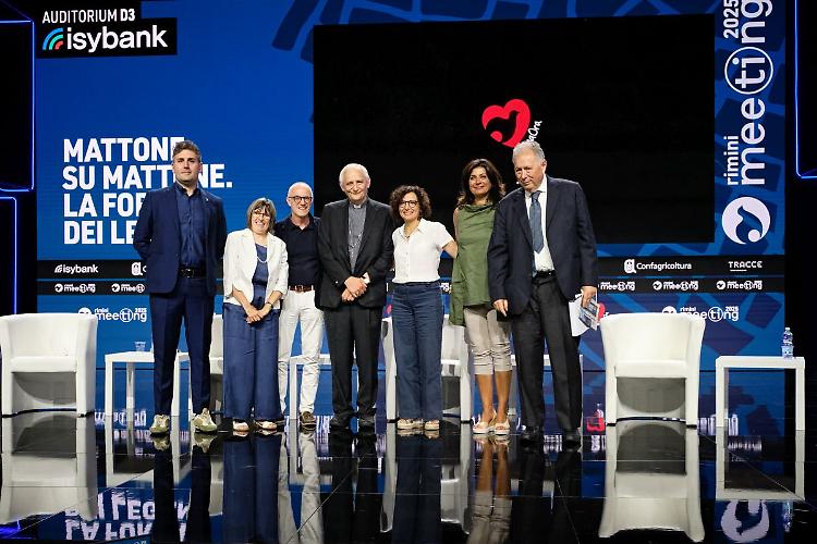 "Mattone su mattone". La sussidiariet&agrave; al Meeting di Rimini