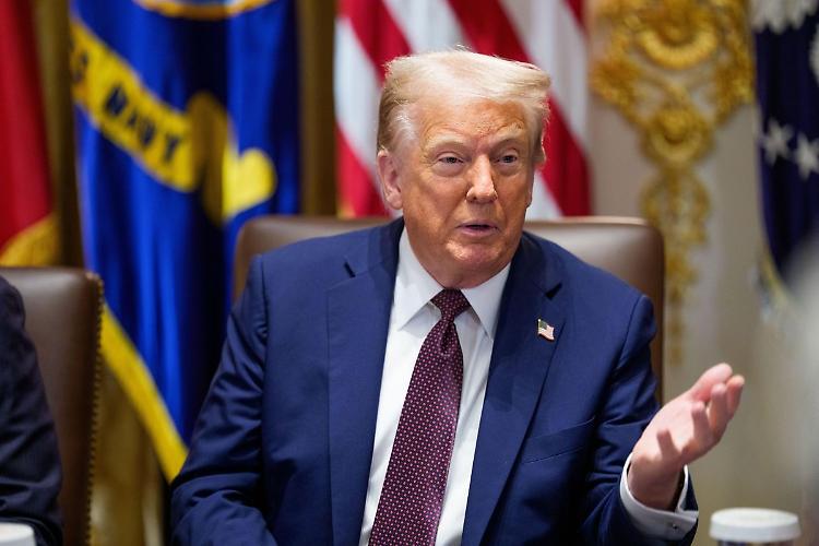 Nell'ultimo mese Trump domina radio e tv, Baudo supera Putin