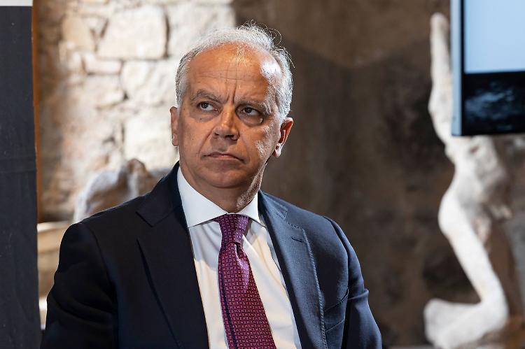 Piantedosi "Nel primo semestre reati in calo del 9%"