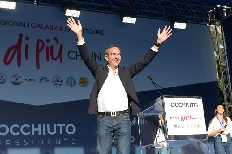 Vince Occhiuto, la Calabria resta al centrodestra