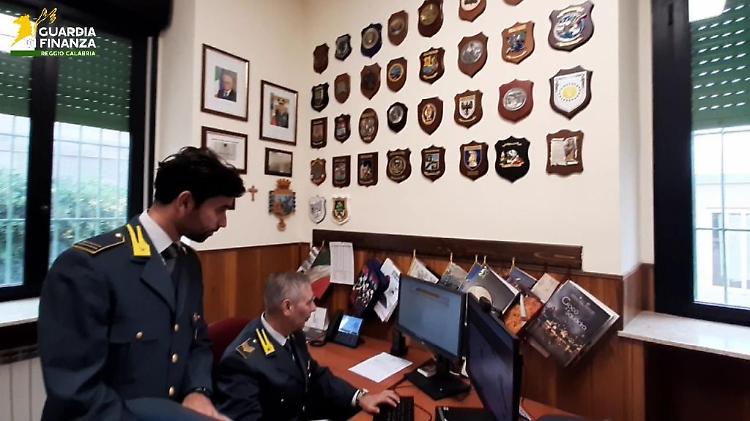 'Ndrangheta, sequestrati beni per 1 milione a imprenditore della Locride