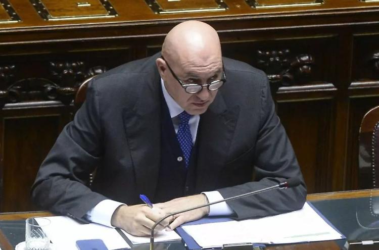 Crosetto "La Russia sa benissimo cosa Kiev non pu&ograve; cedere"