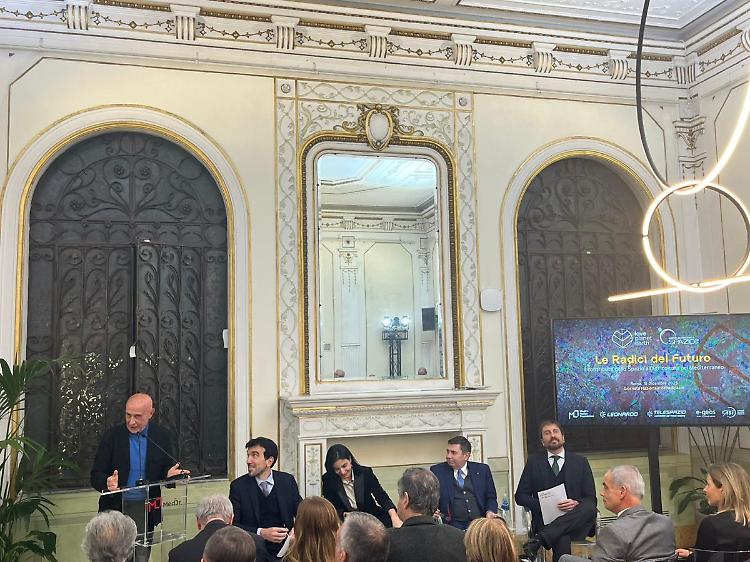 Il calendario Love Planet Earth racconta l'agricoltura del Mediterraneo