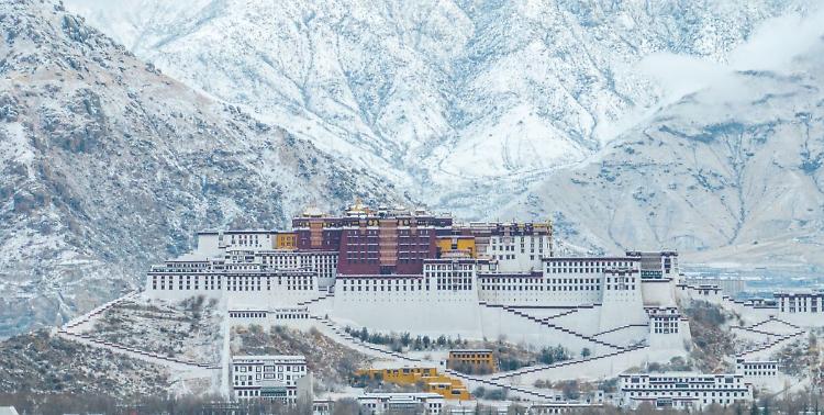 Cina, il Pil di Lhasa supera per la prima volta i 100 miliardi di yuan