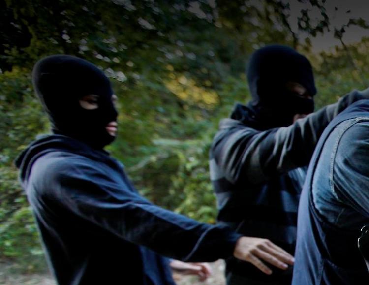 Incappucciati, confessa uno dei due baby rapinatori