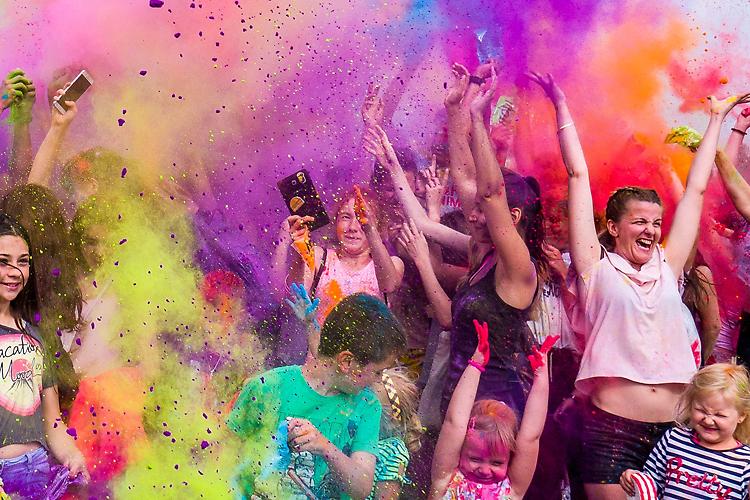 Color TreskRun