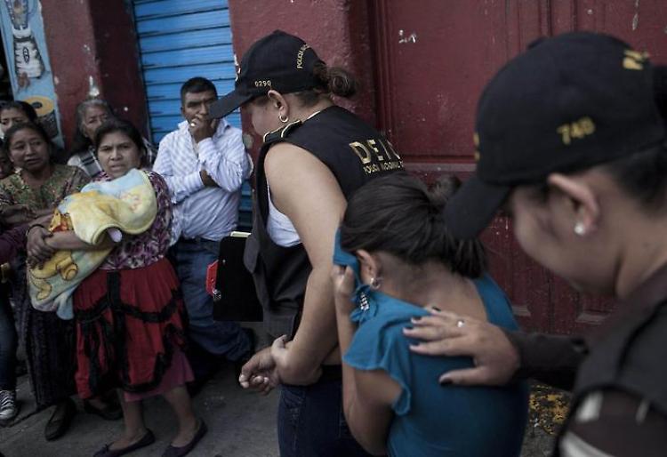 Save The Children, 2.040 vittime di tratta in Italia nel 2020