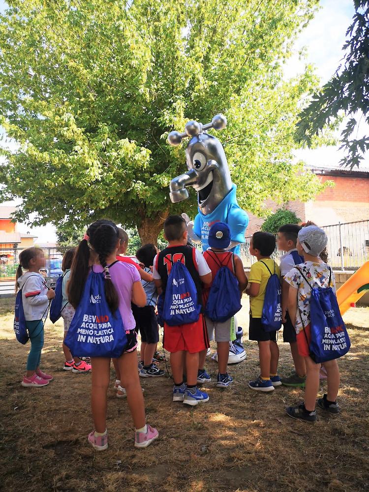 &ldquo;Impronte d&rsquo;acqua, salviamo il pianeta", successo dell'iniziativa