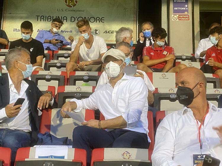 Cremonese in campo allo Zini contro il Lecce