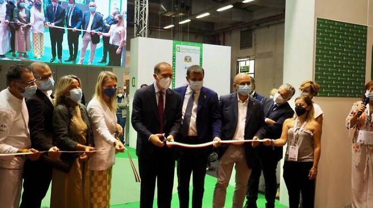 Cibus, dall'agroalimentare la spinta per la ripartenza. Segnale importante, ora le riforme